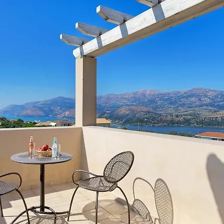 Lassi Sleeps 7 Pool Air Con Wifi Λάσση