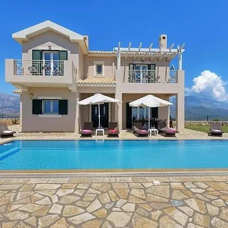 Lassi Sleeps 7 Pool Air Con Wifi Βίλα *